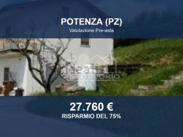 Case e ville in vendita di 210 m² in Via Giovanni XXIII, 146