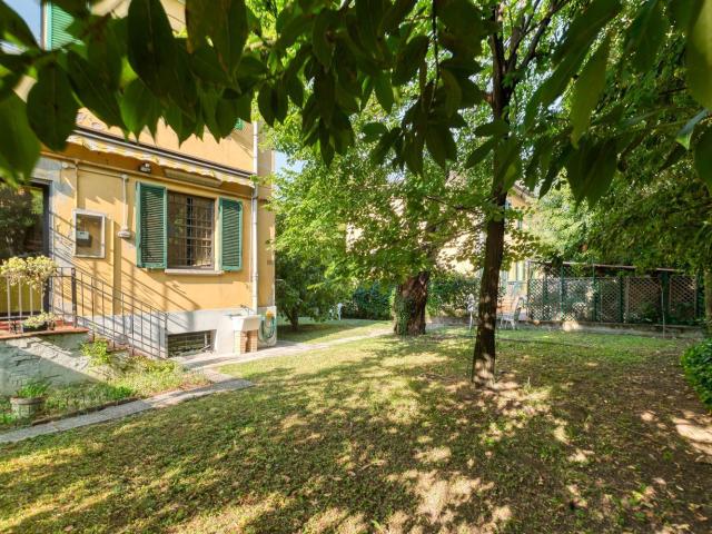 Case e ville in vendita di 210 m² in Via Donato Creti, 5