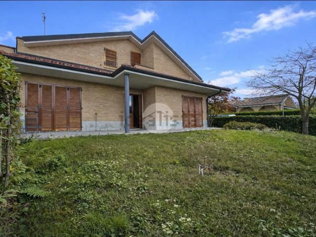 Case e ville in vendita di 210 m² in Via Falcone e Borsellino, 29