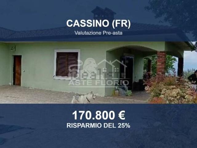 Case e ville in vendita di 210 m² in Via Peola