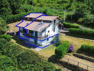 Case e ville in vendita di 210 m²