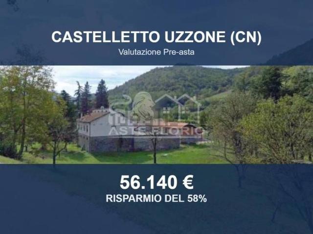 Case e ville in vendita di 210 m² in Via Provinciale, 2