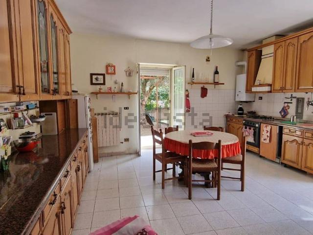 Case e ville in vendita di 210 m² in Circonvallazione Moianense