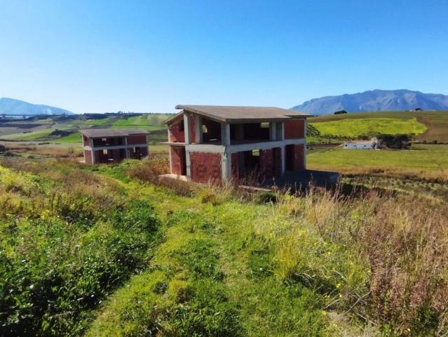 Case e ville in vendita di 210 m² in Contrada calatubo