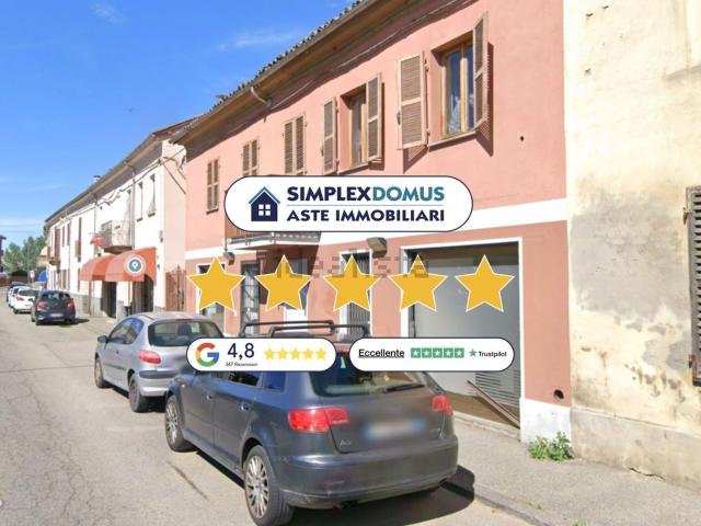 Case e ville in vendita di 210 m² in Corso Alba