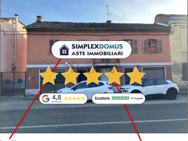 Case e ville in vendita di 210 m² in Corso Alba