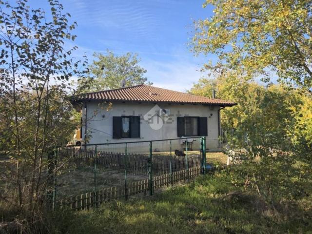 Case e ville in vendita di 210 m² in Frazione Casabianca, 113