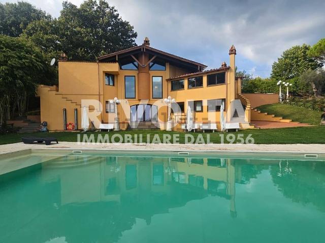Case e ville in vendita di 210 m² in Strada Vicinale di Cacciano