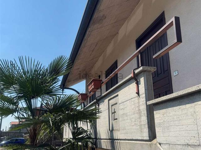 Case e ville in vendita di 211 m²