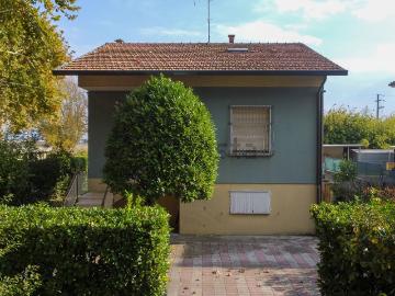 Case e ville in vendita di 211 m² in Via Cesenatico, 291