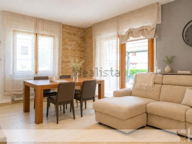 Case e ville in vendita di 212 m² in Via Giovanni Uberti, 24