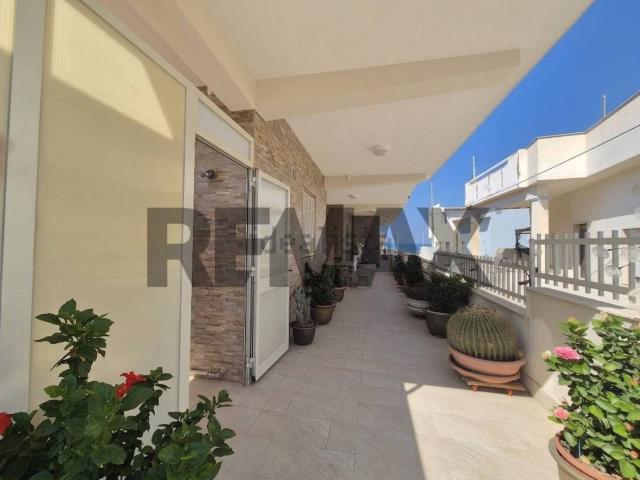 Case e ville in vendita di 212 m² in Via Marte, 8