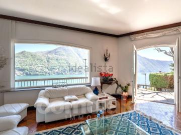 Case e ville in vendita di 212 m² in Via Ranzato