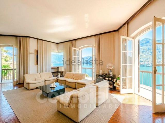 Case e ville in vendita di 212 m² in Via Ranzato