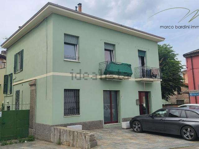 Case e ville in vendita di 213 m² in Via Nazionale, 26