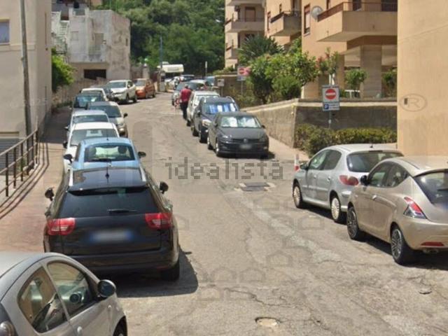 Case e ville in vendita di 213 m² in Via Saponara II