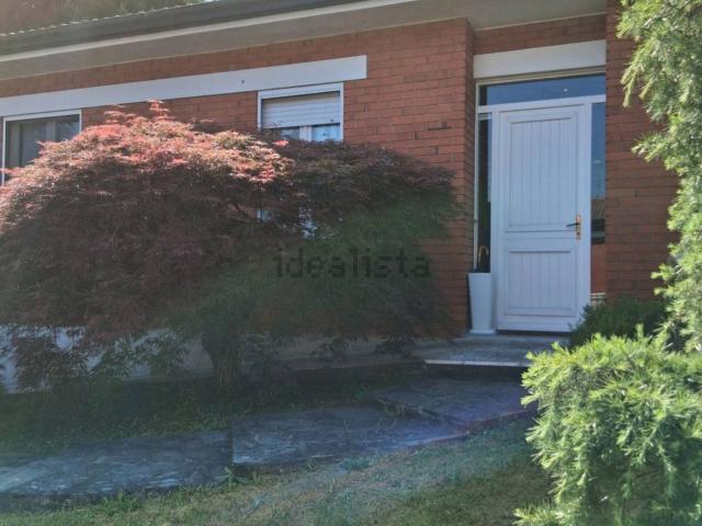 Case e ville in vendita di 214 m²