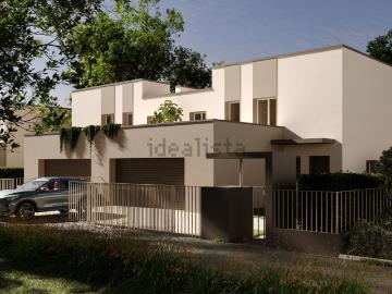 Case e ville in vendita di 214 m² in Via Don Minzoni