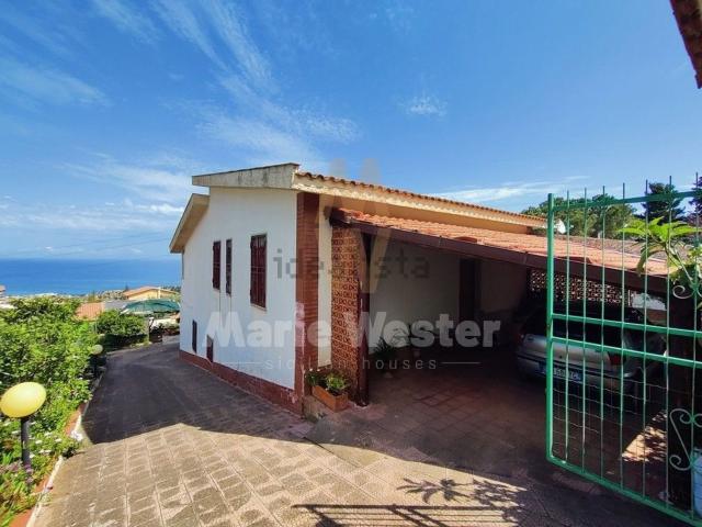 Case e ville in vendita di 214 m² in Contrada Danigarci