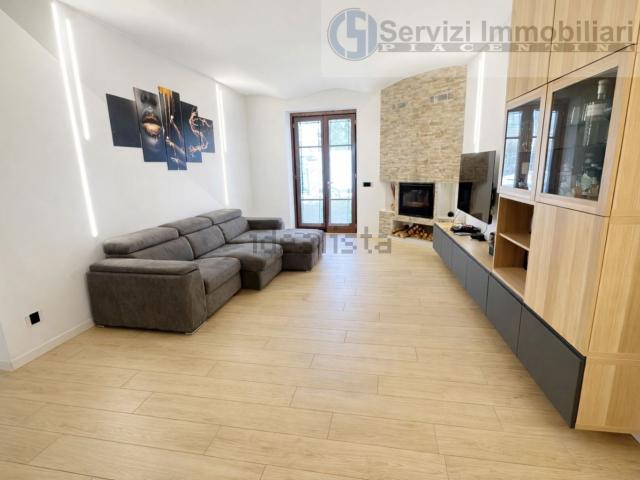 Case e ville in vendita di 215 m²