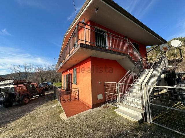 Case e ville in vendita di 215 m²