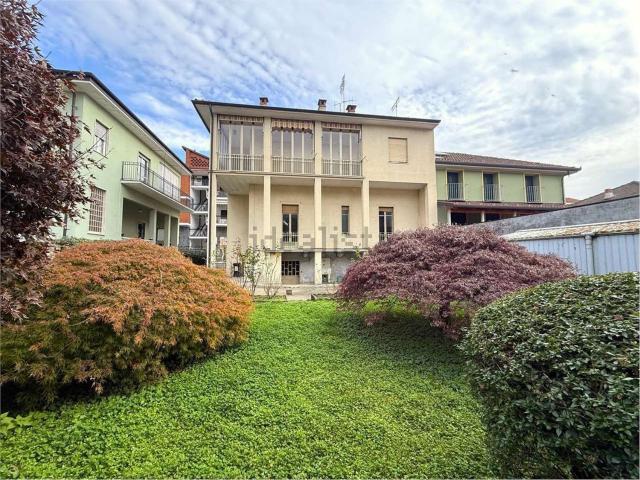 Villetta bifamiliare in vendita di 215 m²