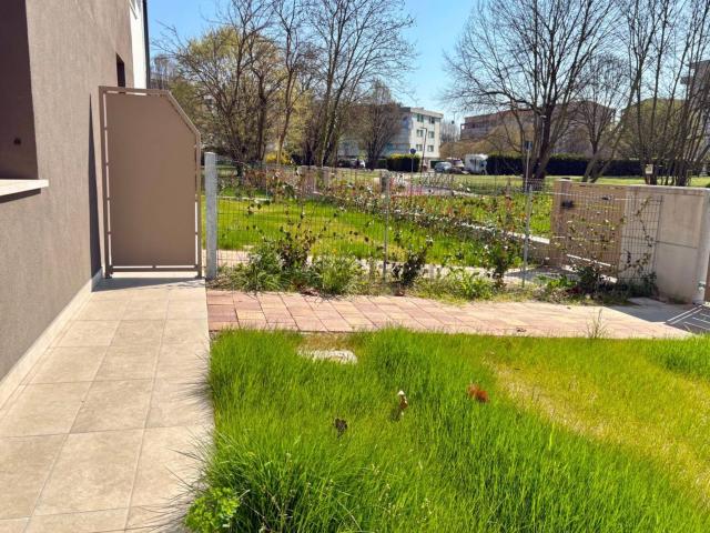 Case e ville in vendita di 215 m² in Via Francesco Baseggio