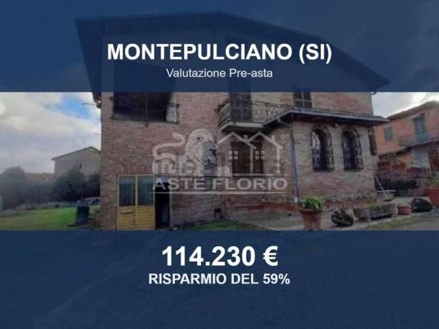 Case e ville in vendita di 215 m² in Via Lazio, 19