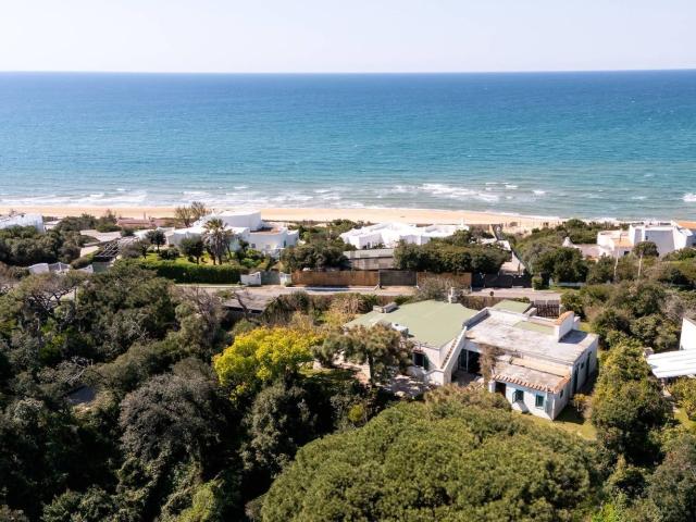 Case e ville in vendita di 215 m² in Strada Lungomare