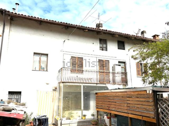 Case e ville in vendita di 215 m² in Strada Pratomorone