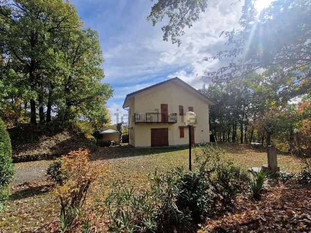 Case e ville in vendita di 216 m²