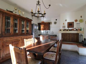 Case e ville in vendita di 216 m² in Via Sighignola, 6