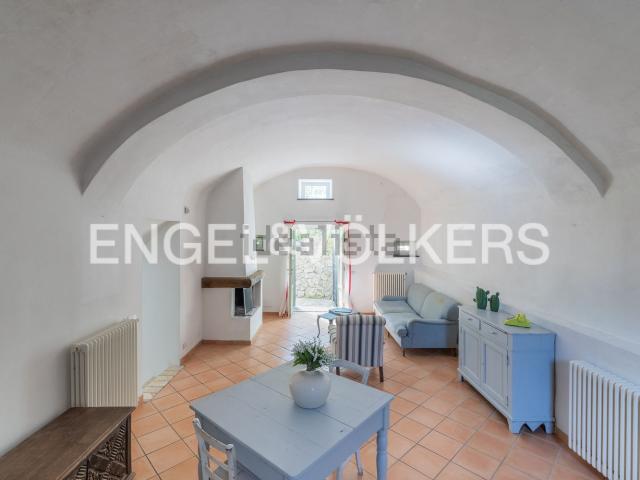 Case e ville in vendita di 217 m² in Strada di Isasco