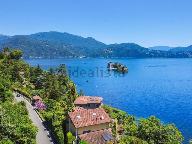 Case e ville in vendita di 218 m²