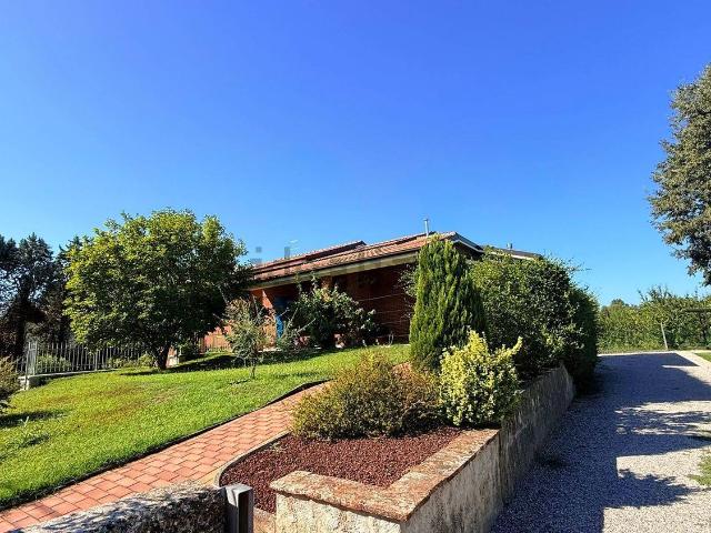 Case e ville in vendita di 218 m²