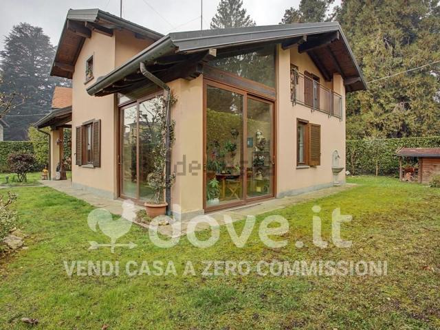 Case e ville in vendita di 220 m²