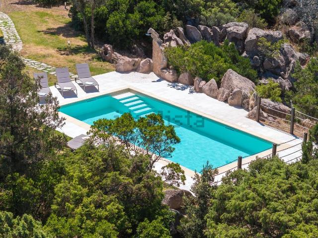 Case e ville in vendita di 220 m²