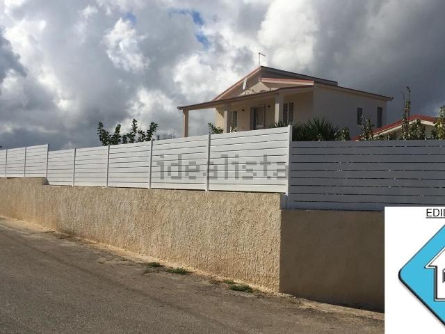Case e ville in vendita di 220 m²