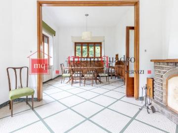 Case e ville in vendita di 220 m²