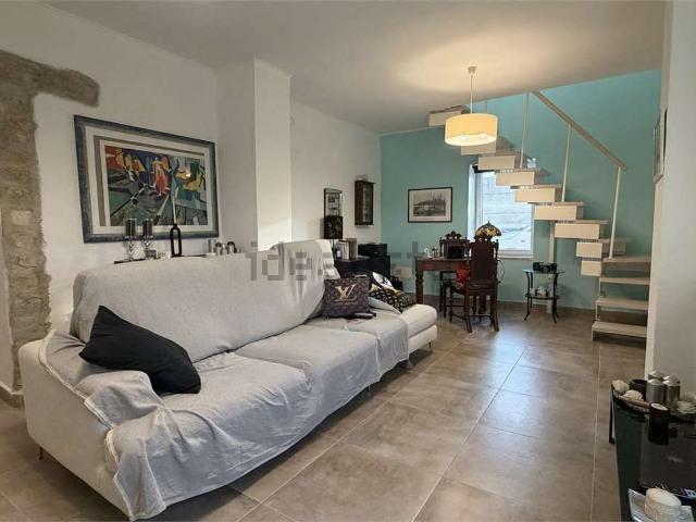 Case e ville in vendita di 220 m²