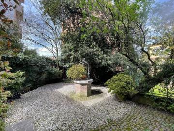 Case e ville in vendita di 220 m²