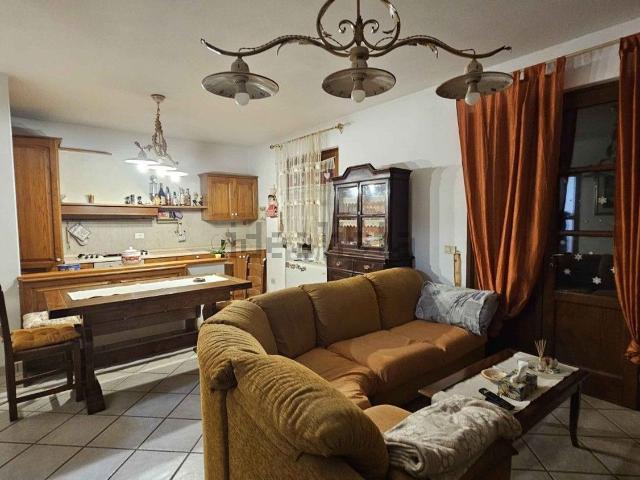Case e ville in vendita di 220 m²