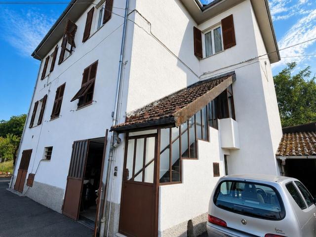 Case e ville in vendita di 220 m²