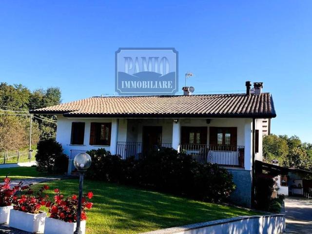 Case e ville in vendita di 220 m²