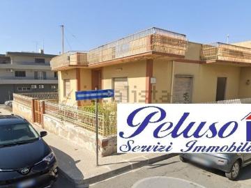 Case e ville in vendita di 220 m² in Via Degli Eucalipti