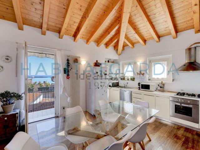 Case e ville in vendita di 220 m² in Via del Gurlo, 16