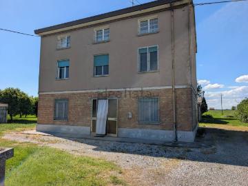 Case e ville in vendita di 220 m² in Via del Lavoro, 10