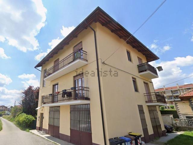 Case e ville in vendita di 220 m² in Via Francesco degli Orologi, 3