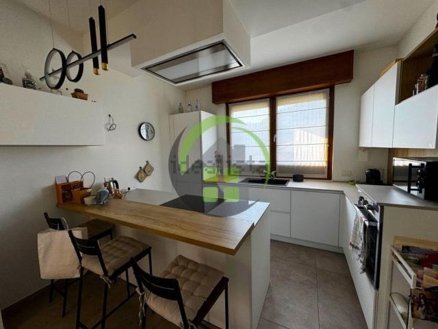 Case e ville in vendita di 220 m² in Via San Martino