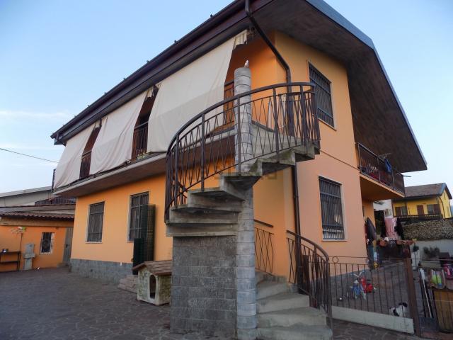 Case e ville in vendita di 220 m² in Via Pascolo dei Tedeschi, 3